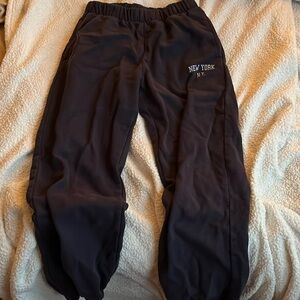 Brandy Melville New York sweatpants
